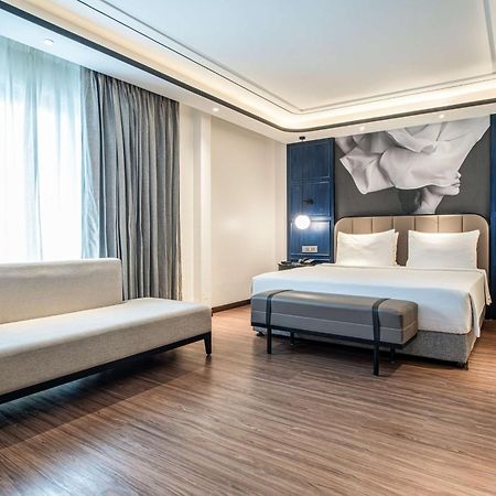 Radisson Blu Hotel Ahmedabad Luaran gambar
